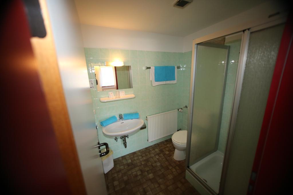 Hotel Bechtel Burbach  Camera foto